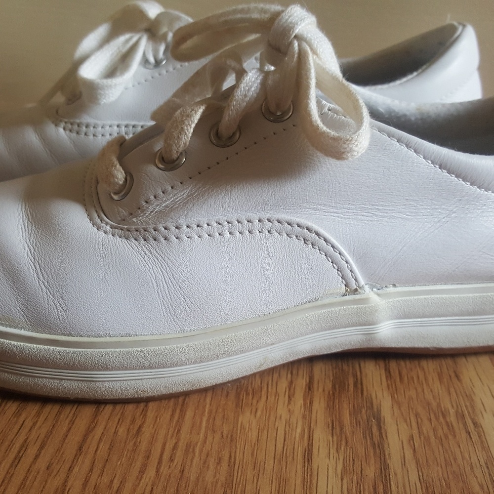 Used Keds sz 6 White Leather Andie CVO